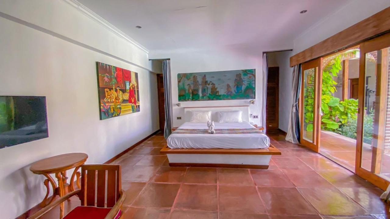 Three Bedrooms Deluxe Villa