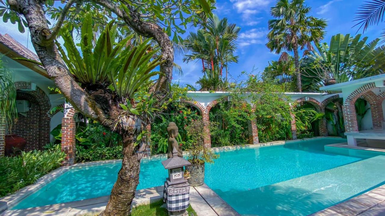 Three Bedrooms Deluxe Villa