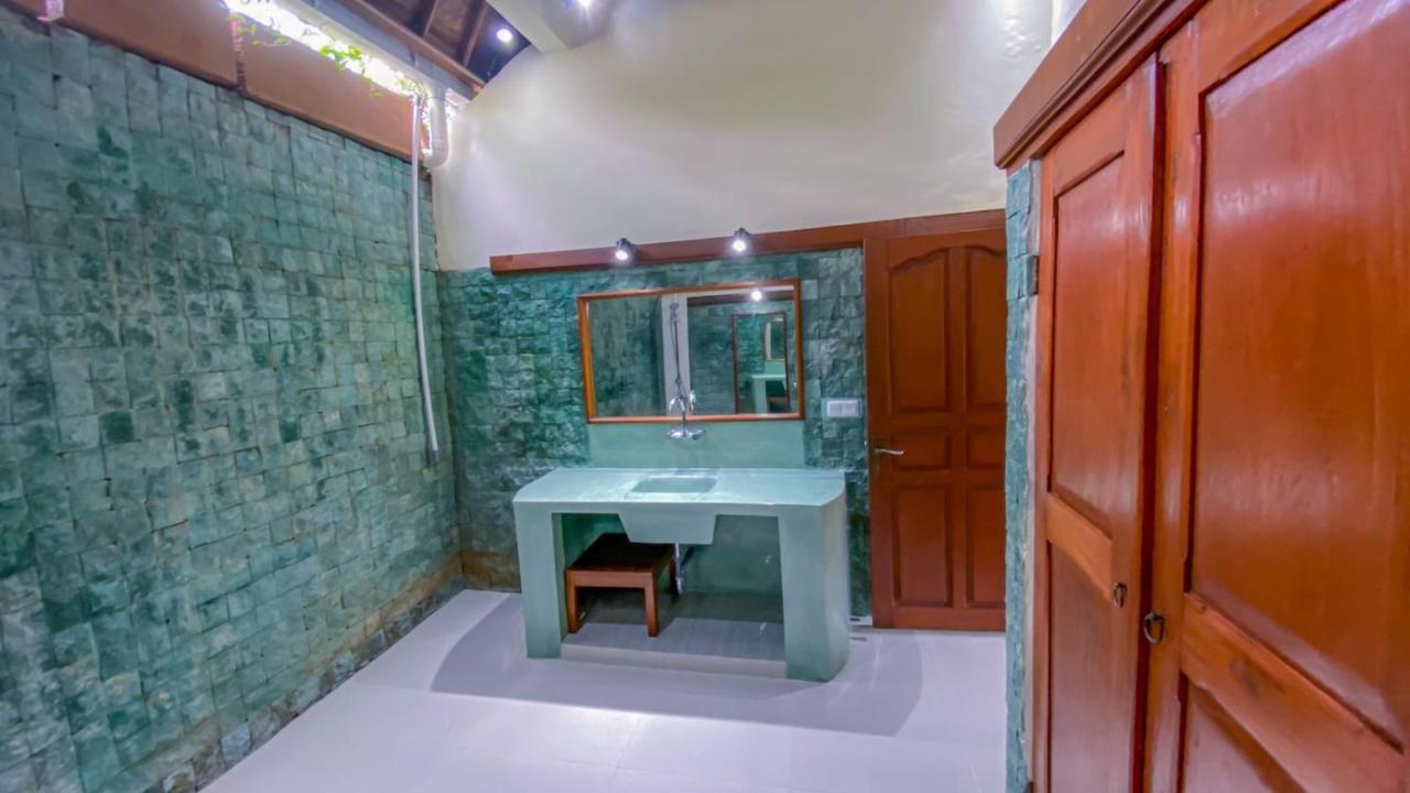 Four-Bedroom Villa Private Pool