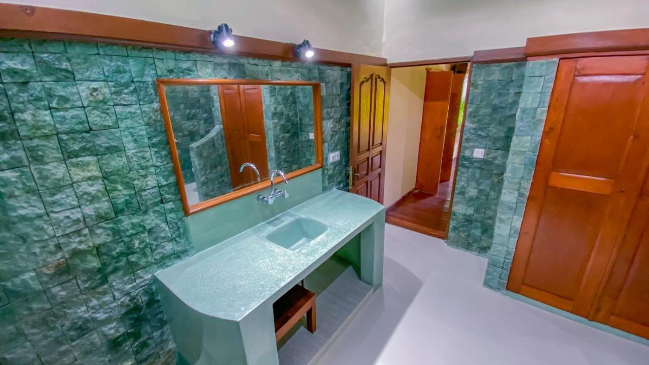 Four-Bedroom Villa Private Pool