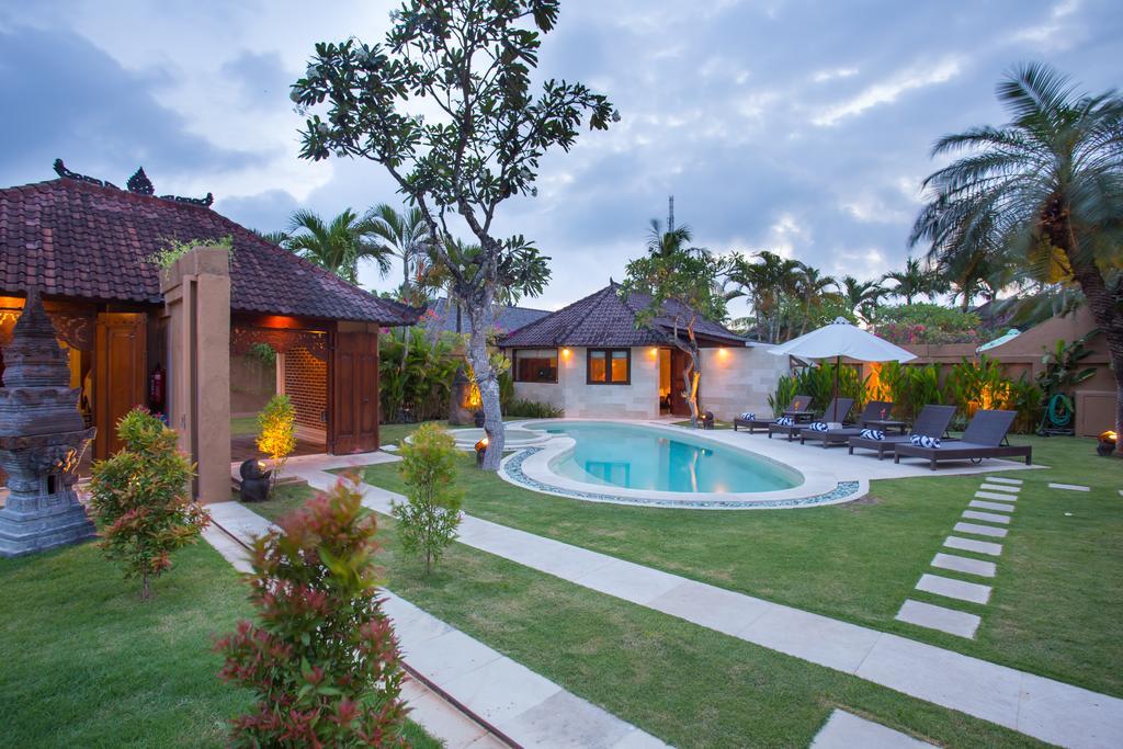 Five-Bedroom Villa
